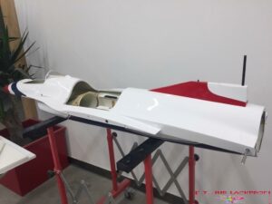 Modellflugzeug Lackierung