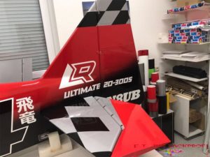 Modellflugzeug Hecklackierung