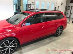 VW Lackierung Rot Uni Seitenwand