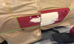 Spachteln und schleifen am VW