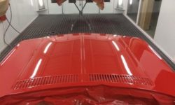 Motorhaube BMW rot lackiert