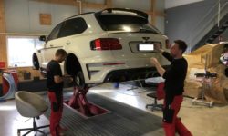 Bentley V12 Bentayga