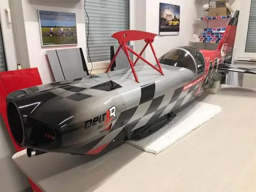 Sonderlackierungen Modellflugzeug Sonderlackierungen-Modellflugzeug